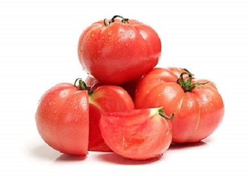 "Ăn gì bổ nấy" điều này có áp dụng với loại hoa quả màu đỏ giúp môi hồng hào như cà chua 